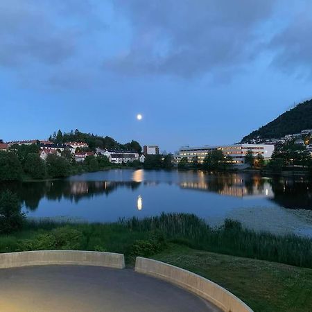 Bergen'S Finest: Sleek Oasis With Two Bedroom Екстер'єр фото