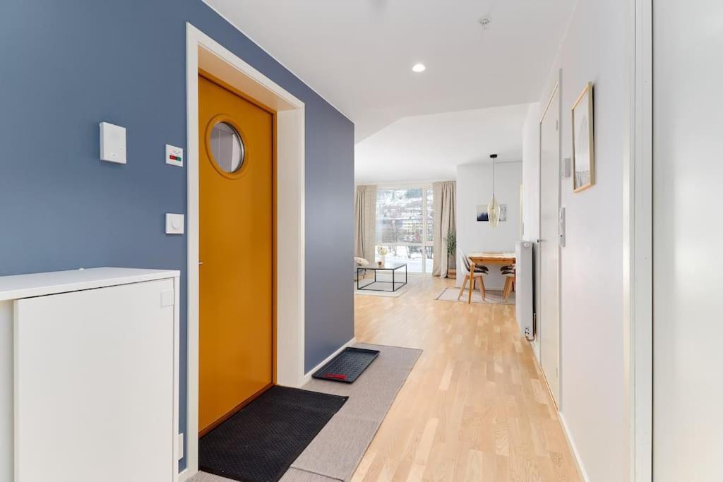 Bergen'S Finest: Sleek Oasis With Two Bedroom Екстер'єр фото